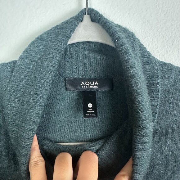 Aqua Cashmere Dark Grey Turtleneck Sweater XS Pullover Casual Soft Cozy Minimali - Picture 3 of 6
